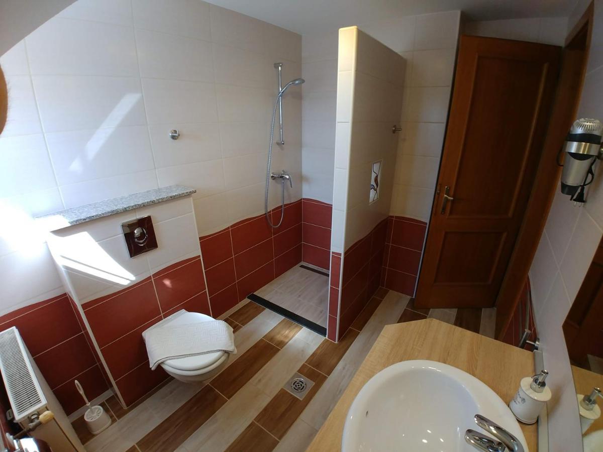 Ciklamen Apartman Gyenesdias Exterior photo